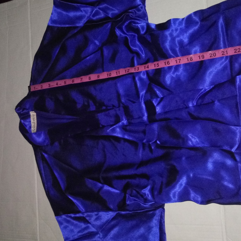 VANDEMERE WOMEN'S ROBE - Picture 12 of 12